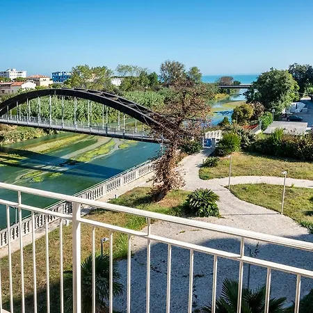 Trilocale A 200mt Dal Mare Di - P014 *