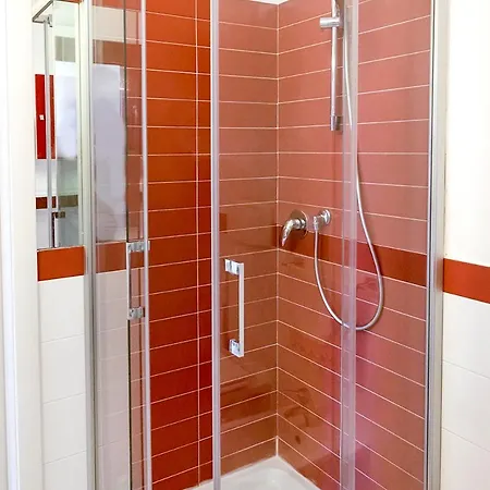 Appartement Trilocale A 200mt Dal Mare Di - P014